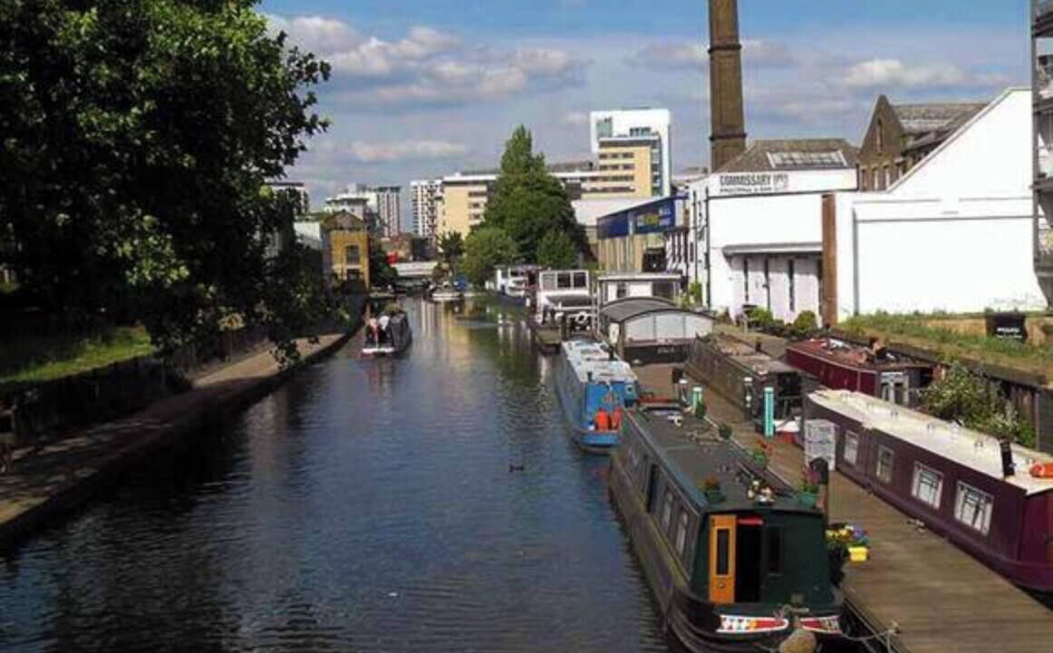 Photo of Others in Hoxton West