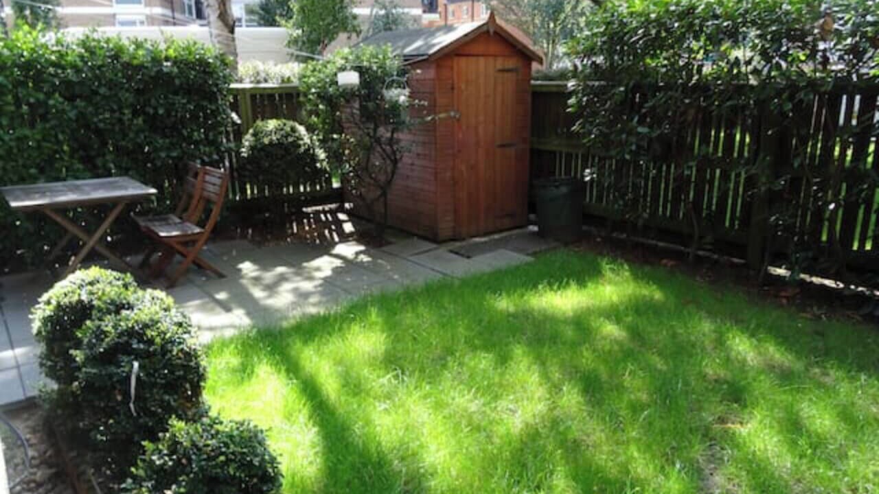 Photo of Others in Hoxton West