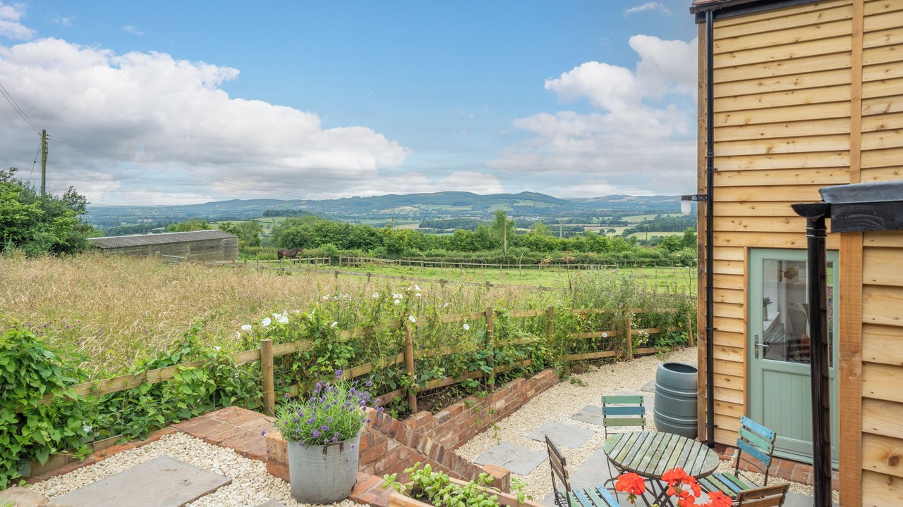 Photo of Patio Balcony in Knowbury