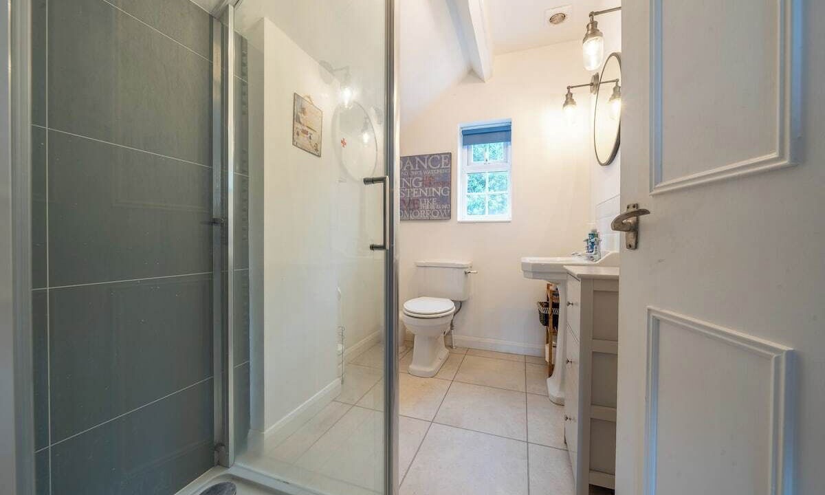 Photo of Bathroom in Knowbury