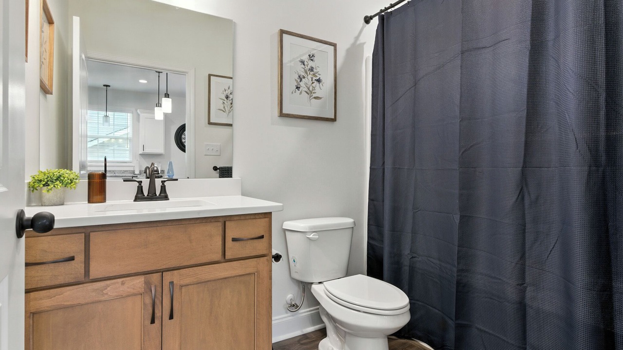 Photo of Bathroom in Cedartown