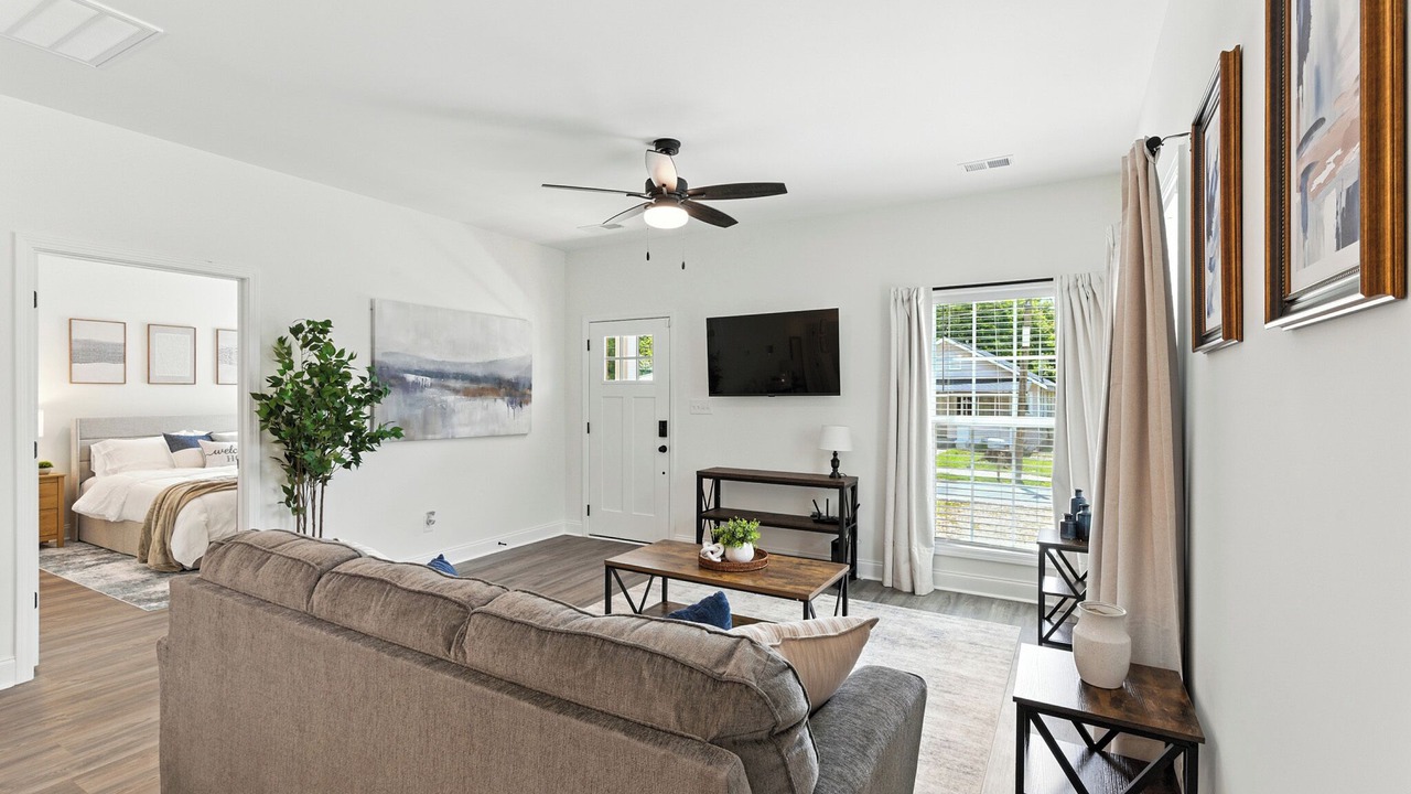 Photo of Livingroom in Cedartown