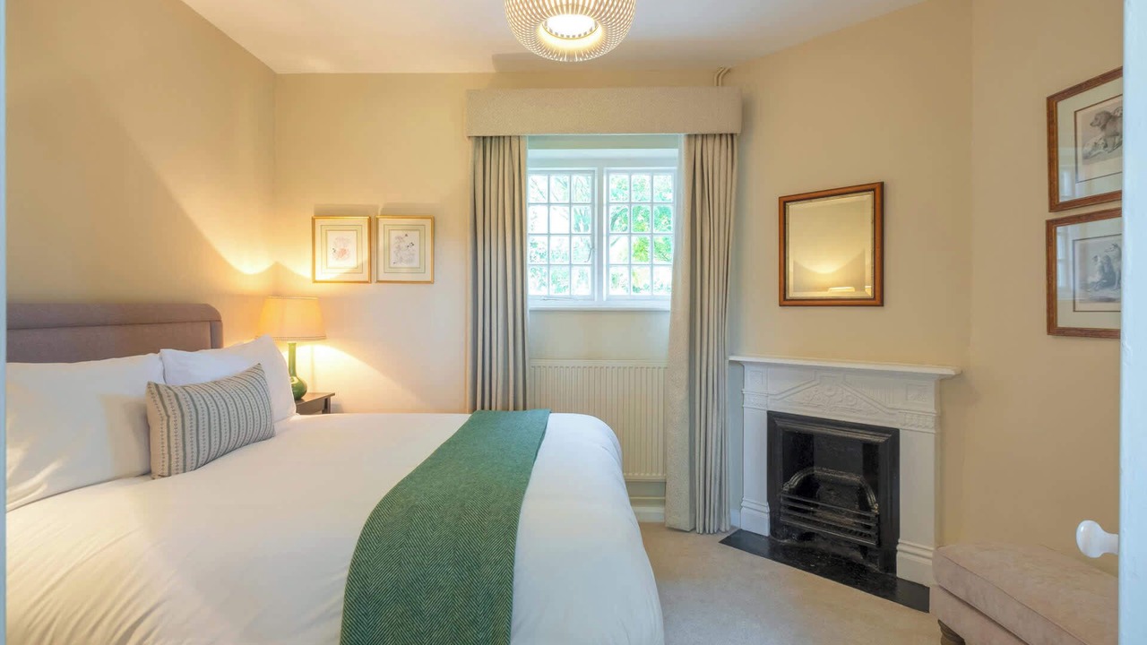 Photo of Bedroom in Apethorpe