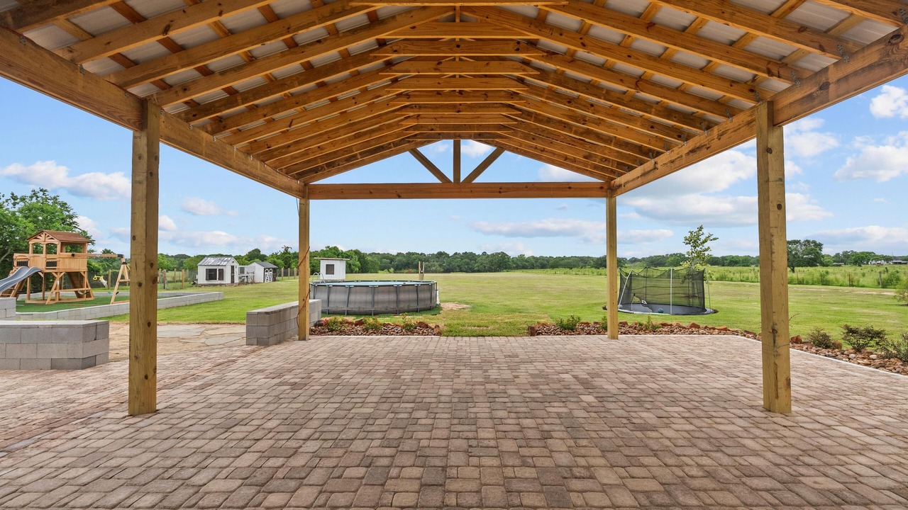 Photo of Outdoor in Alvin