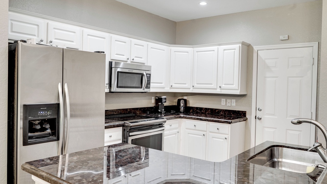Photo of Kitchen in Lake Worth Corridor