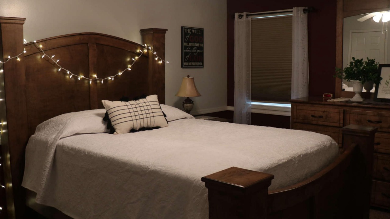 Photo of Bedroom in Advance