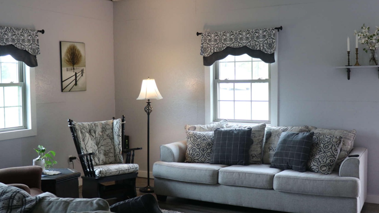 Photo of Bedroom in Advance