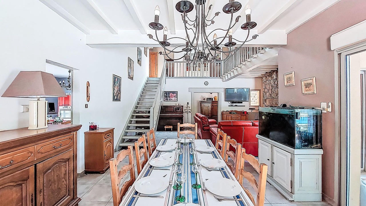 Photo of Livingroom in Saint-Pandelon