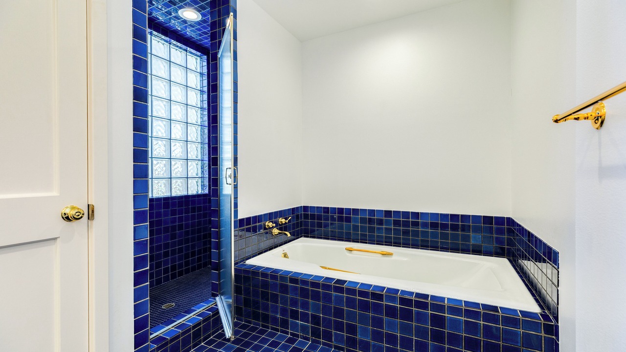 Photo of Bathroom in Indian Beach
