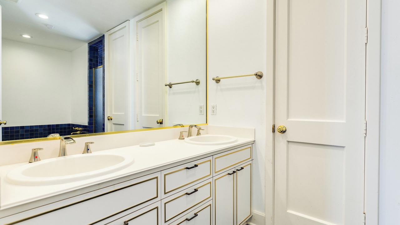 Photo of Bathroom in Indian Beach