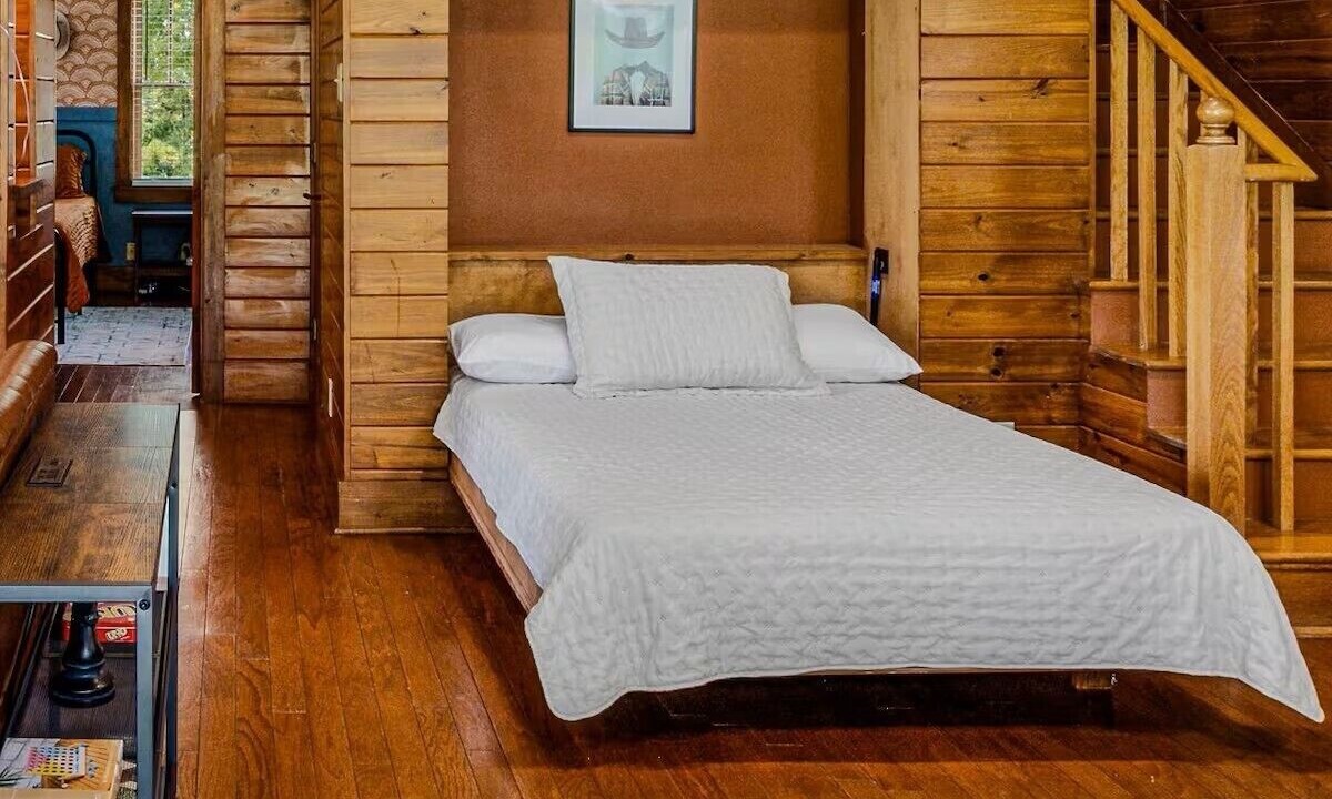 Photo of Bedroom in Lindale