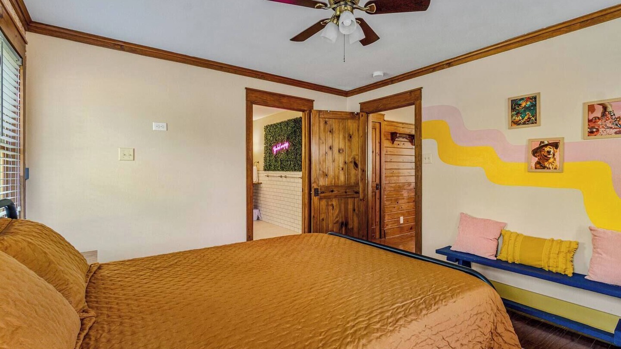 Photo of Bedroom in Lindale