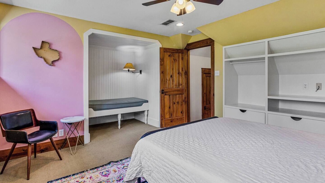 Photo of Bedroom in Lindale