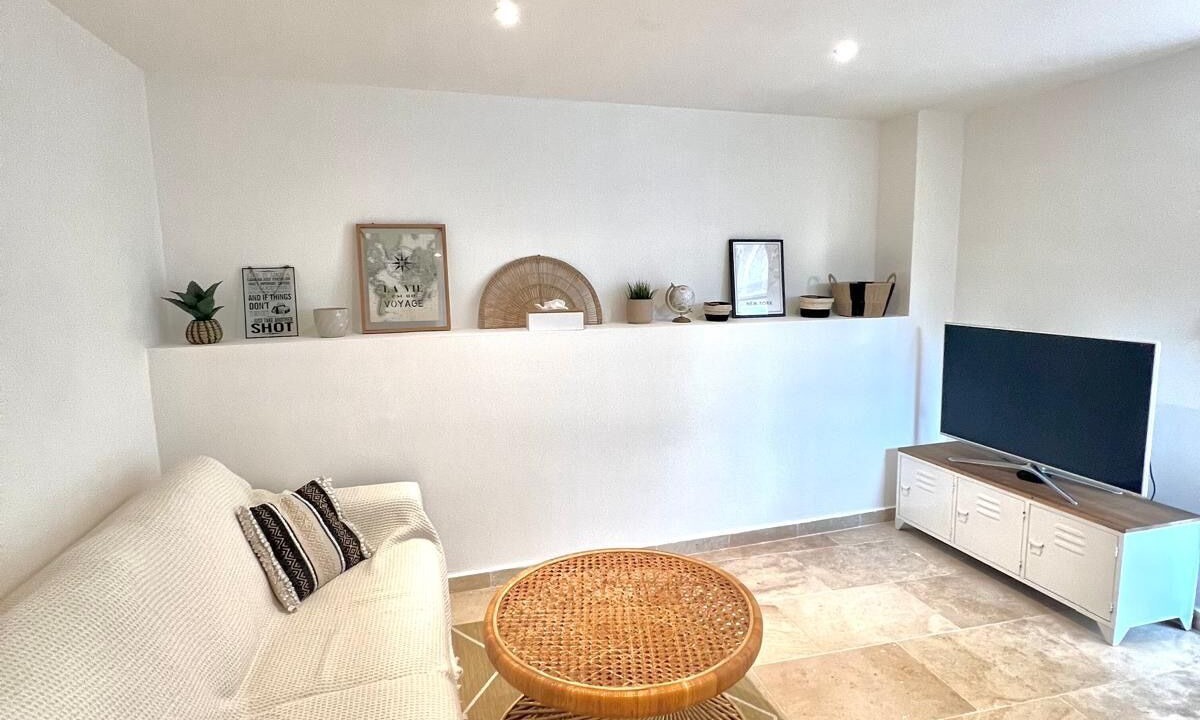 Photo of Livingroom in Saint-Jacques