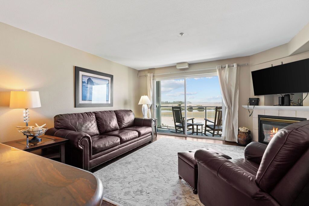 Photo of Livingroom in Lincoln City