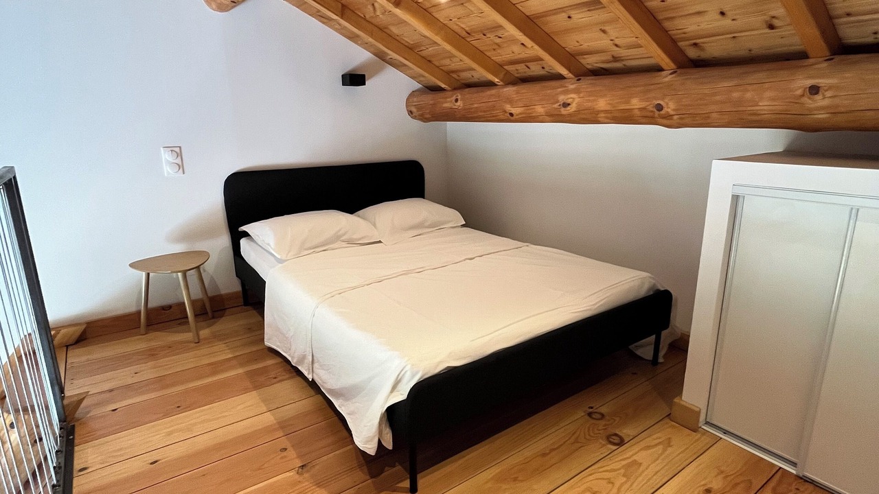 Photo of Bedroom in Avancon