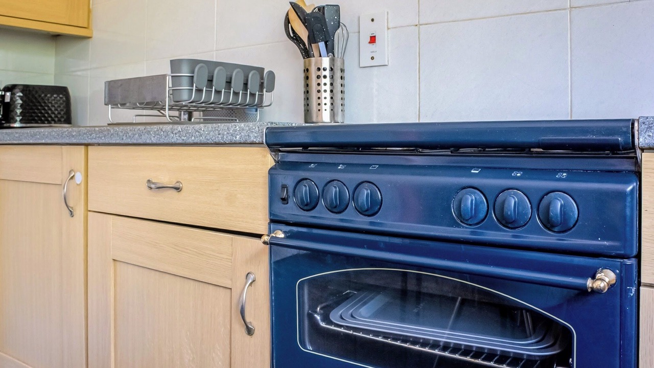 Photo of Kitchen in Central Milton Keynes