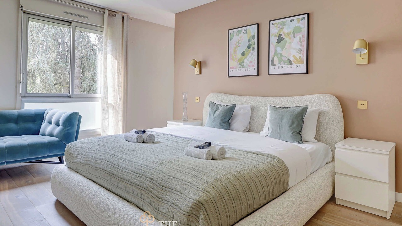 Photo of Bedroom in Parchamp–Albert Kahn