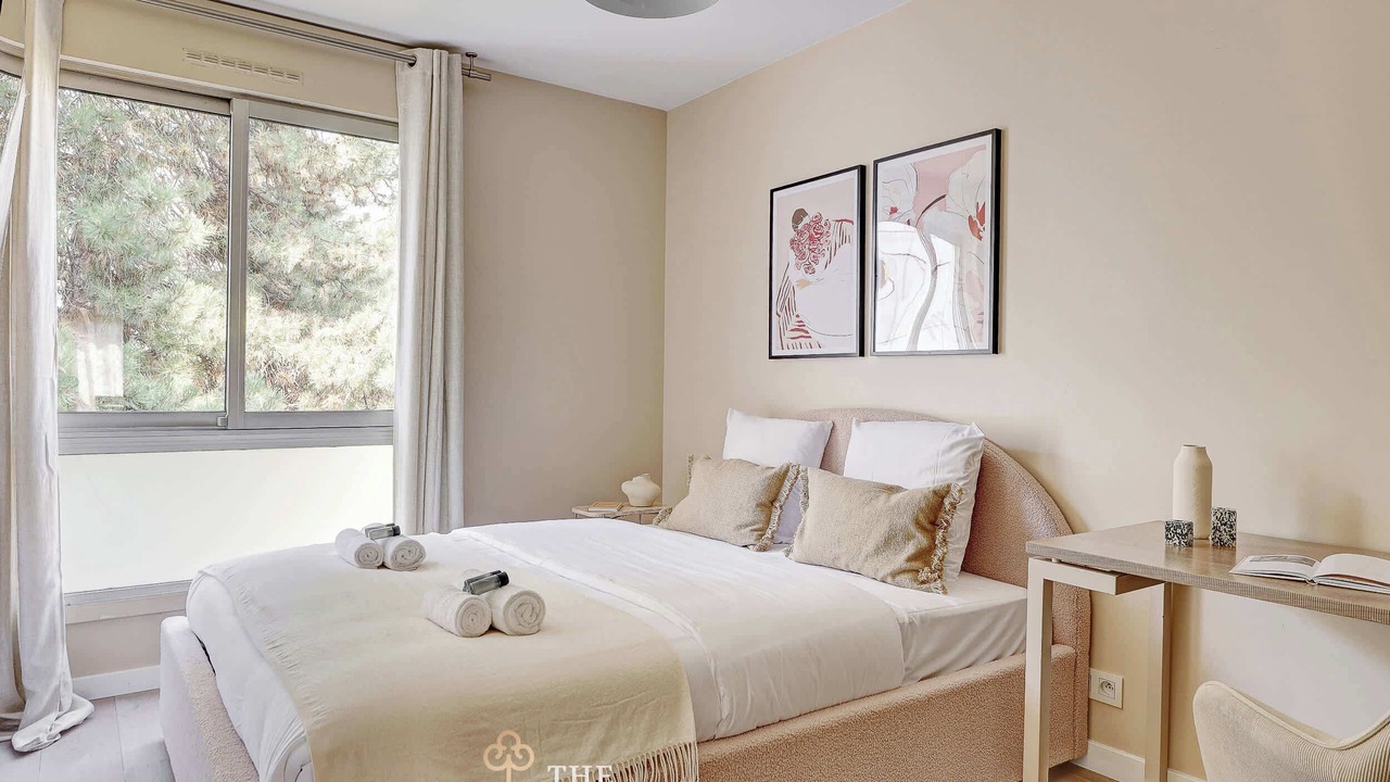 Photo of Bedroom in Parchamp–Albert Kahn
