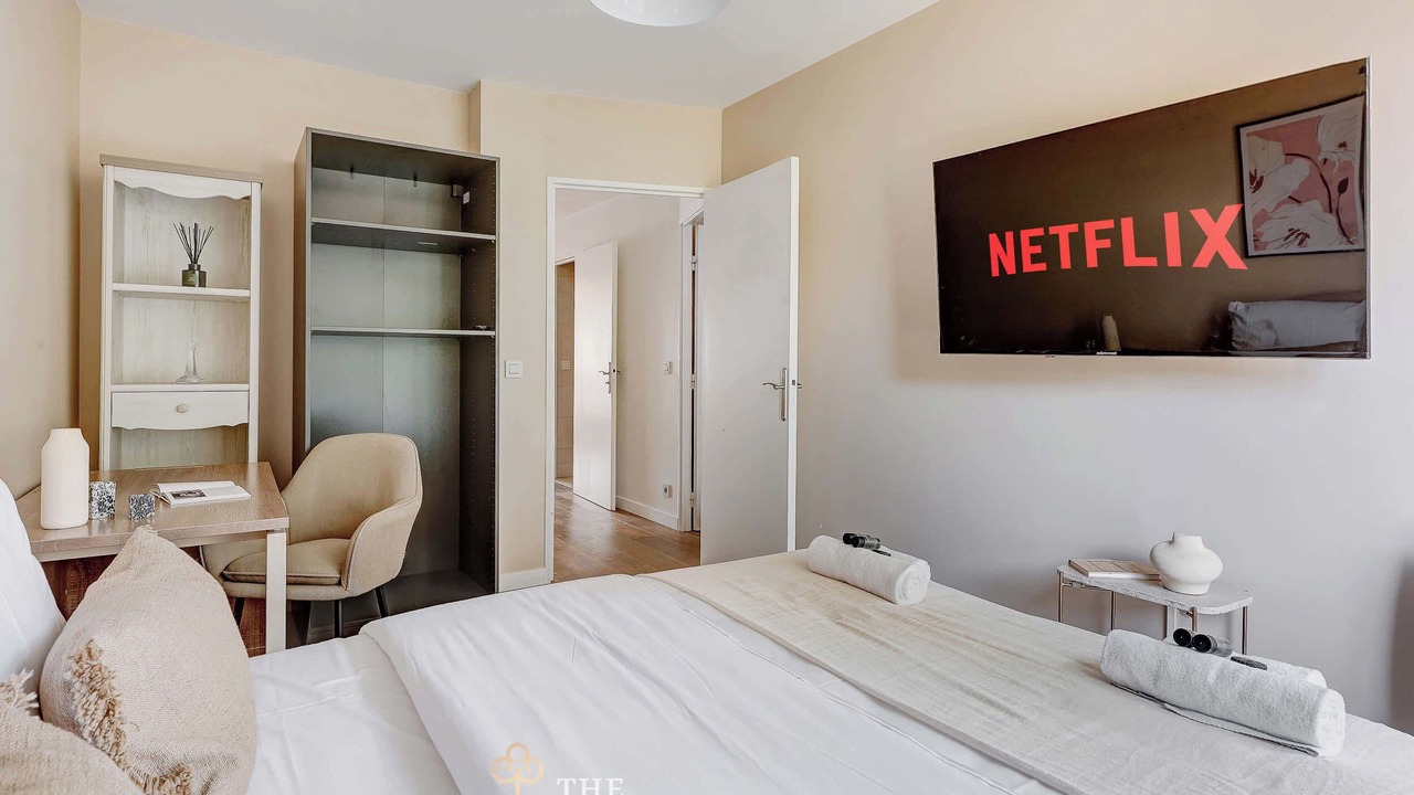 Photo of Bedroom in Parchamp–Albert Kahn