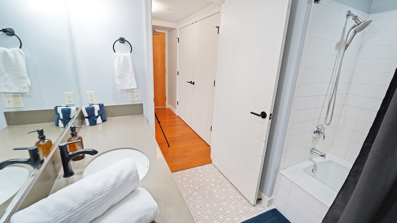 Photo of Bathroom in Corbett - Terwilliger - Lair Hill