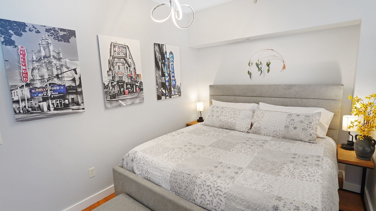 Photo of Bedroom in Corbett - Terwilliger - Lair Hill