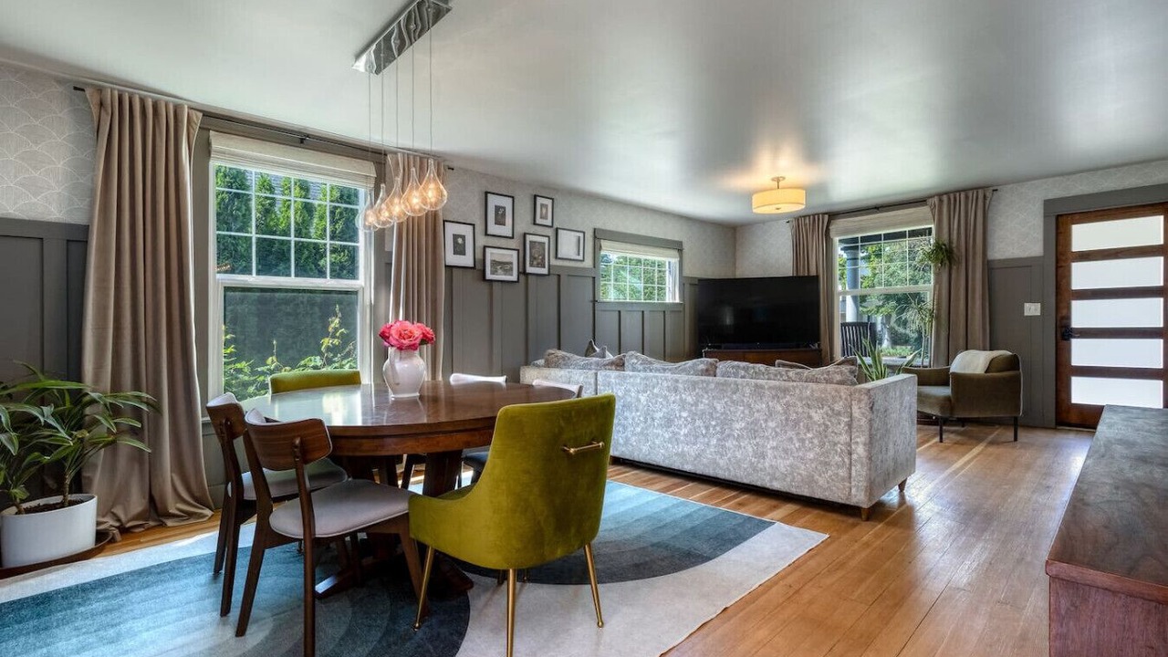 Photo of Livingroom in Walla Walla East