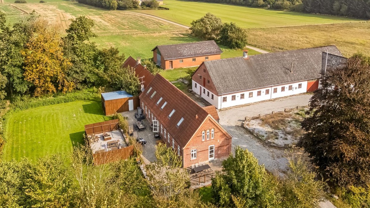 Photo of Others in Lyngsa