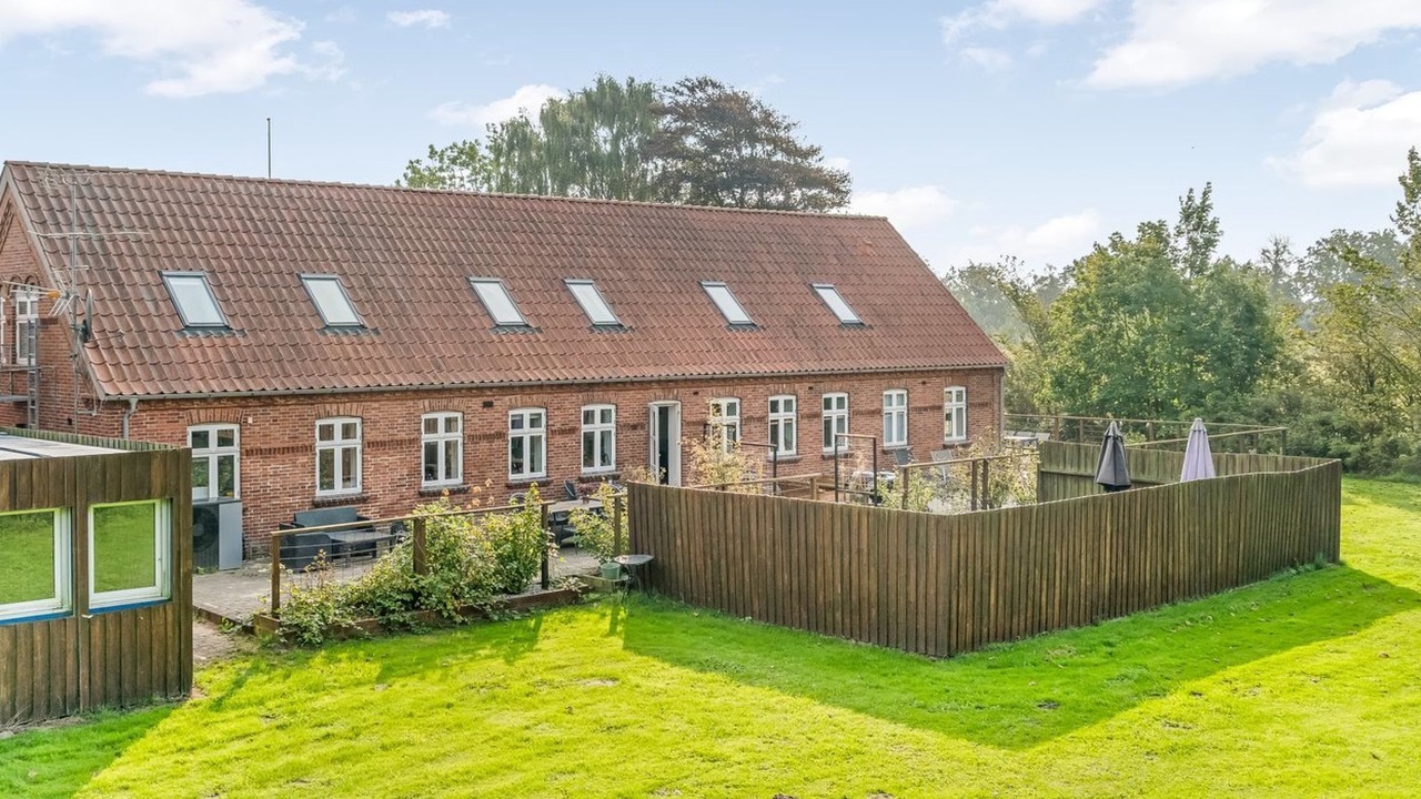 Photo of Others in Lyngsa