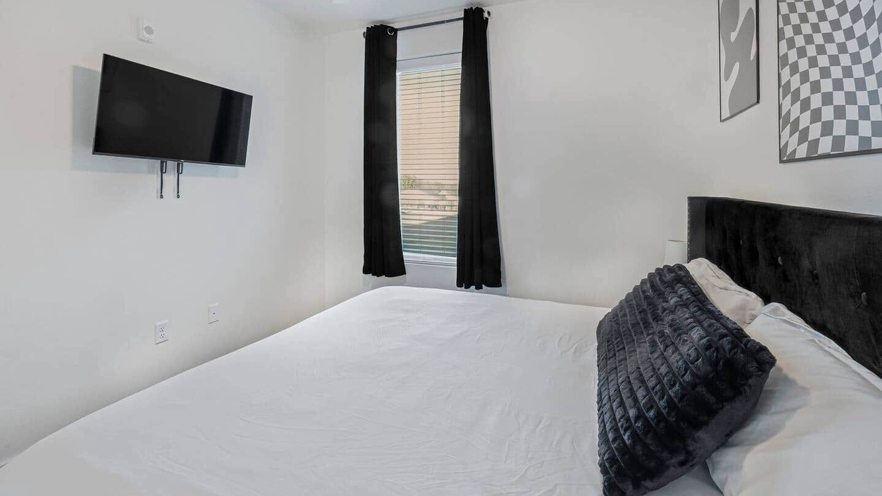 Photo of Bedroom in Central Oklahoma City