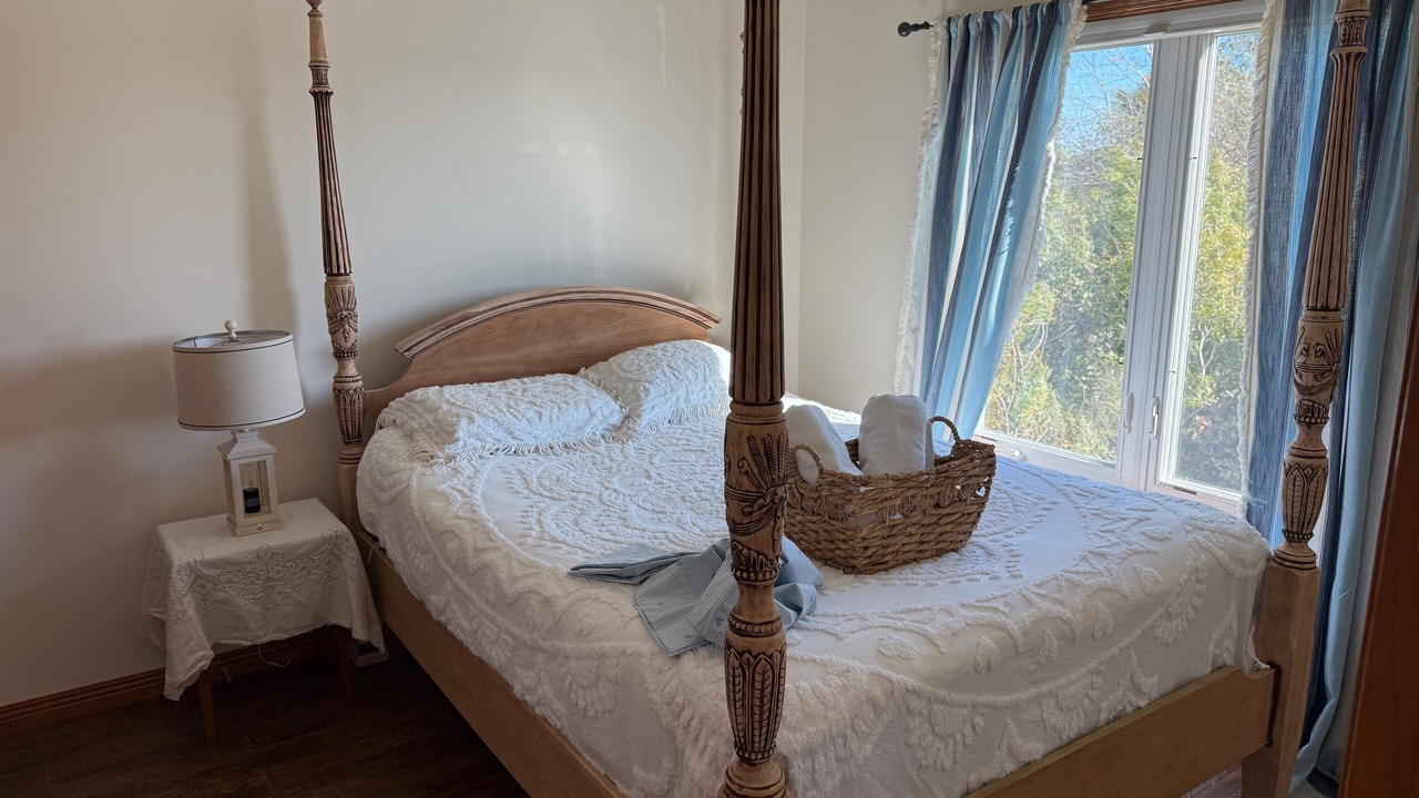 Photo of Bedroom in Gimli