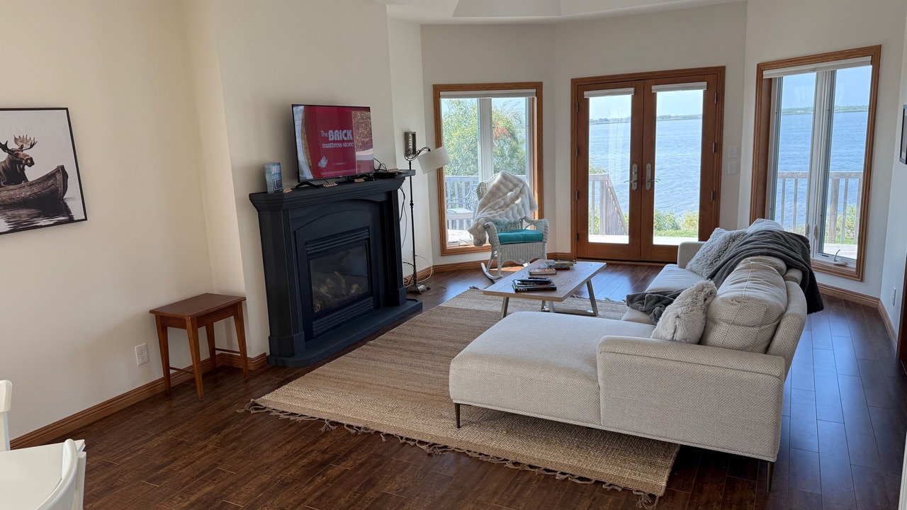Photo of Livingroom in Gimli