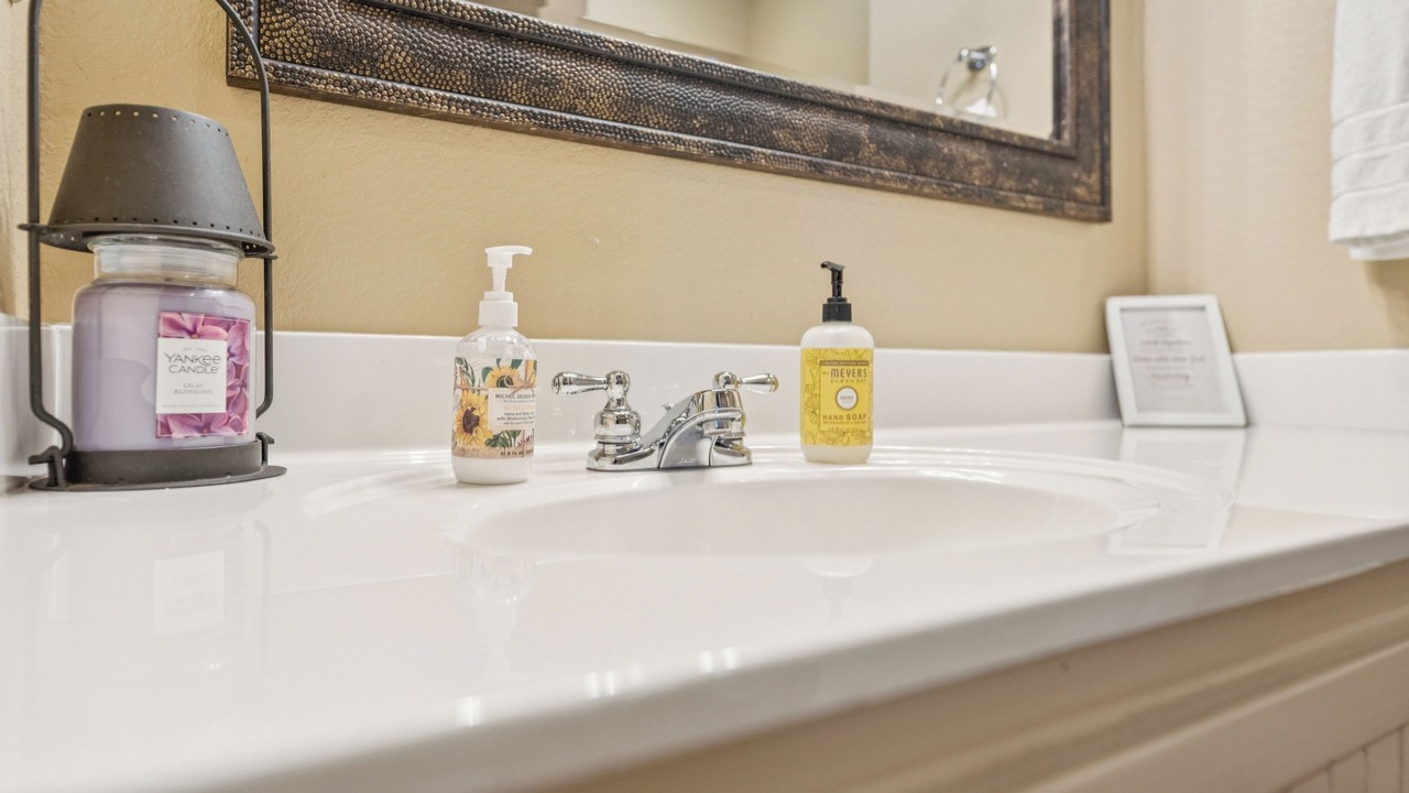 Photo of Bathroom in Okmulgee County