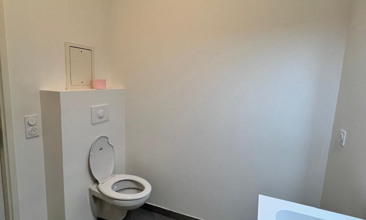 Photo of Bathroom in Cergy