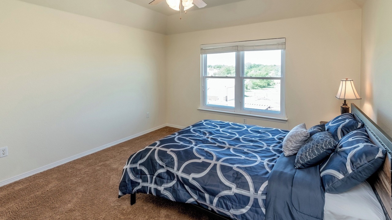 Photo of Bedroom in Ponder