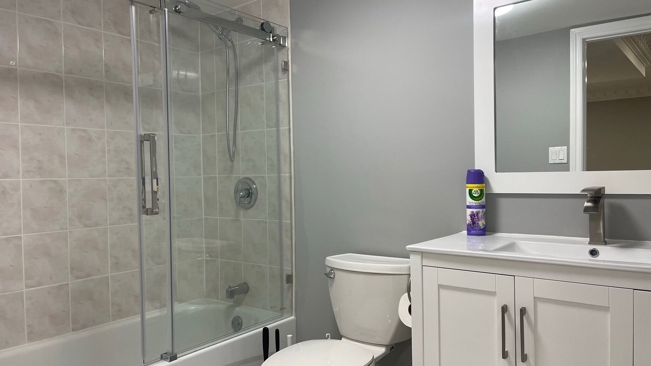 Photo of Bathroom in Unionville