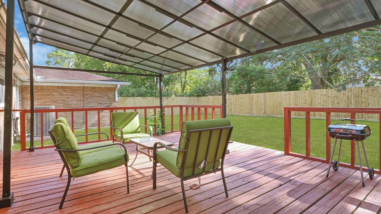 Photo of Patio Balcony in Baytown