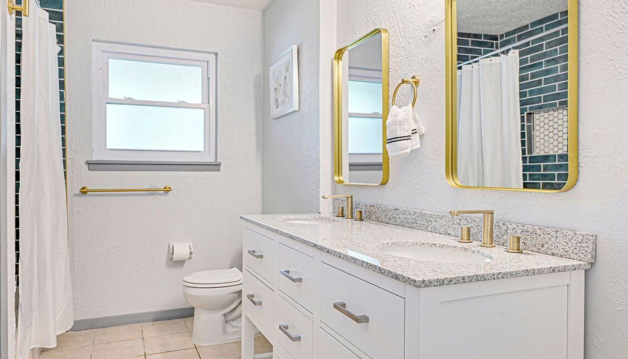 Photo of Bathroom in Baytown