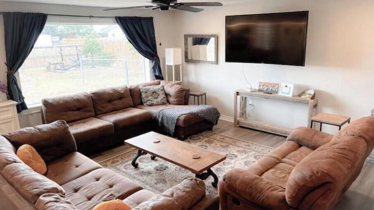 Photo of Livingroom in Big Spring