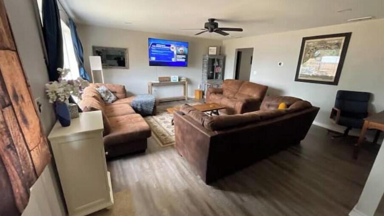 Photo of Livingroom in Big Spring