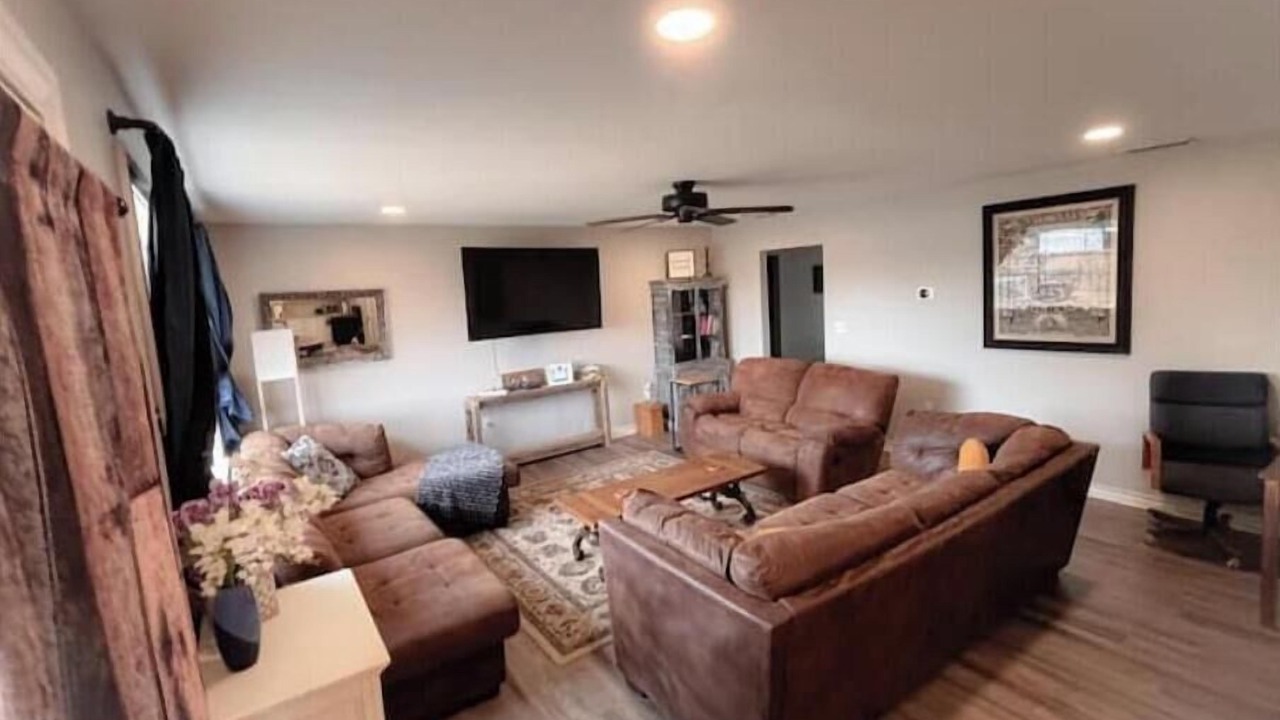 Photo of Livingroom in Big Spring