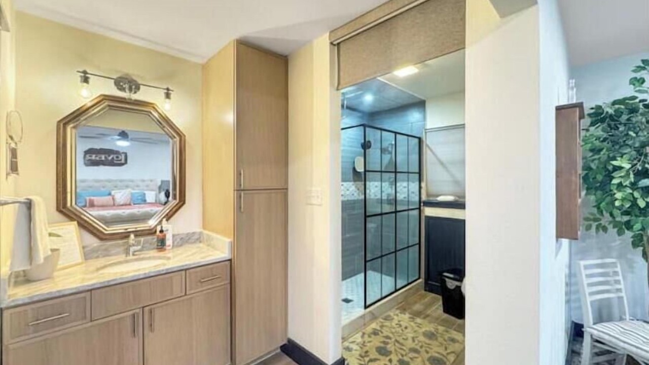 Photo of Bathroom in Raintree