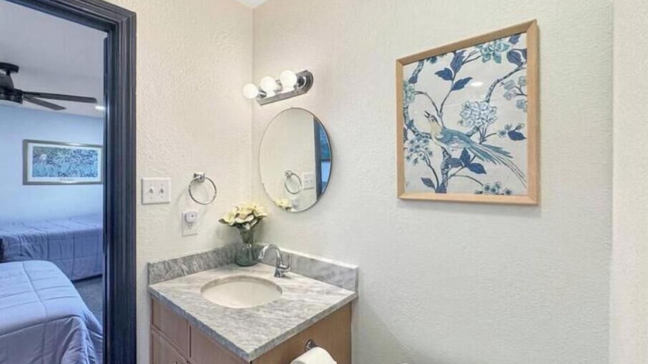 Photo of Bathroom in Raintree