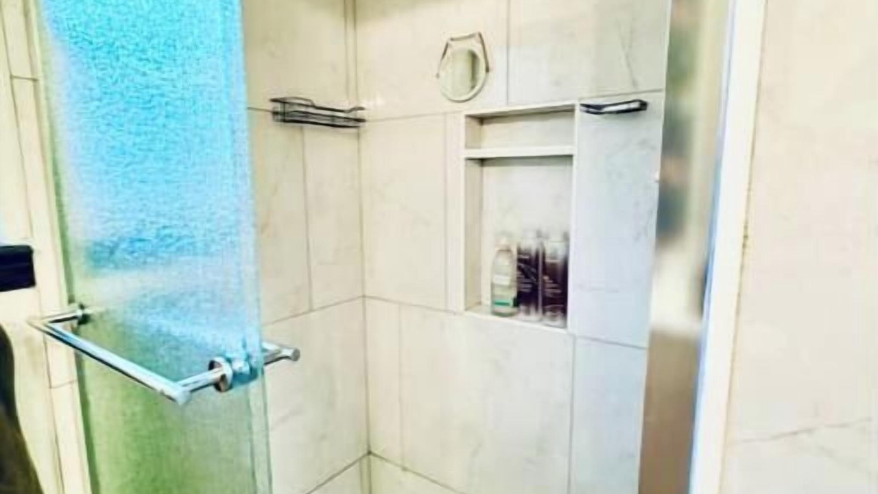 Photo of Bathroom in Raintree