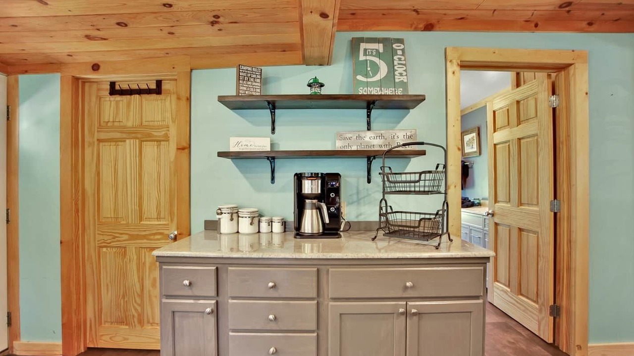 Photo of Others in Gaines