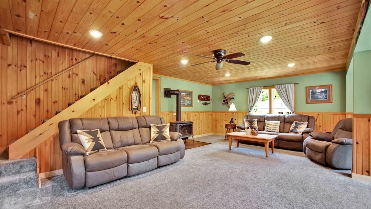 Photo of Bedroom in Gaines