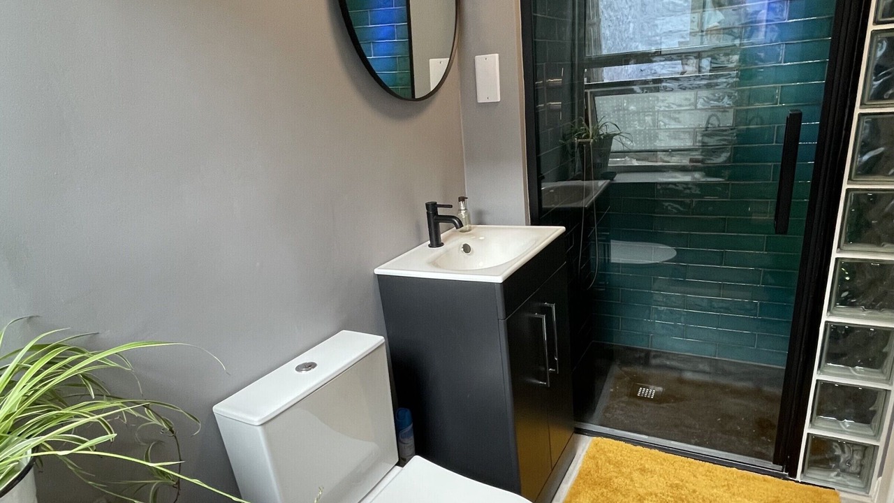 Photo of Bathroom in Glastonbury