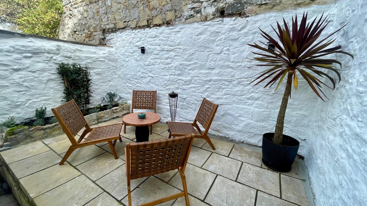 Photo of Outdoor in Glastonbury