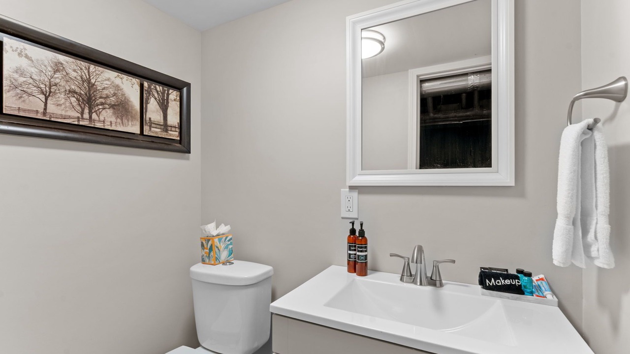 Photo of Bathroom in Lynnhurst