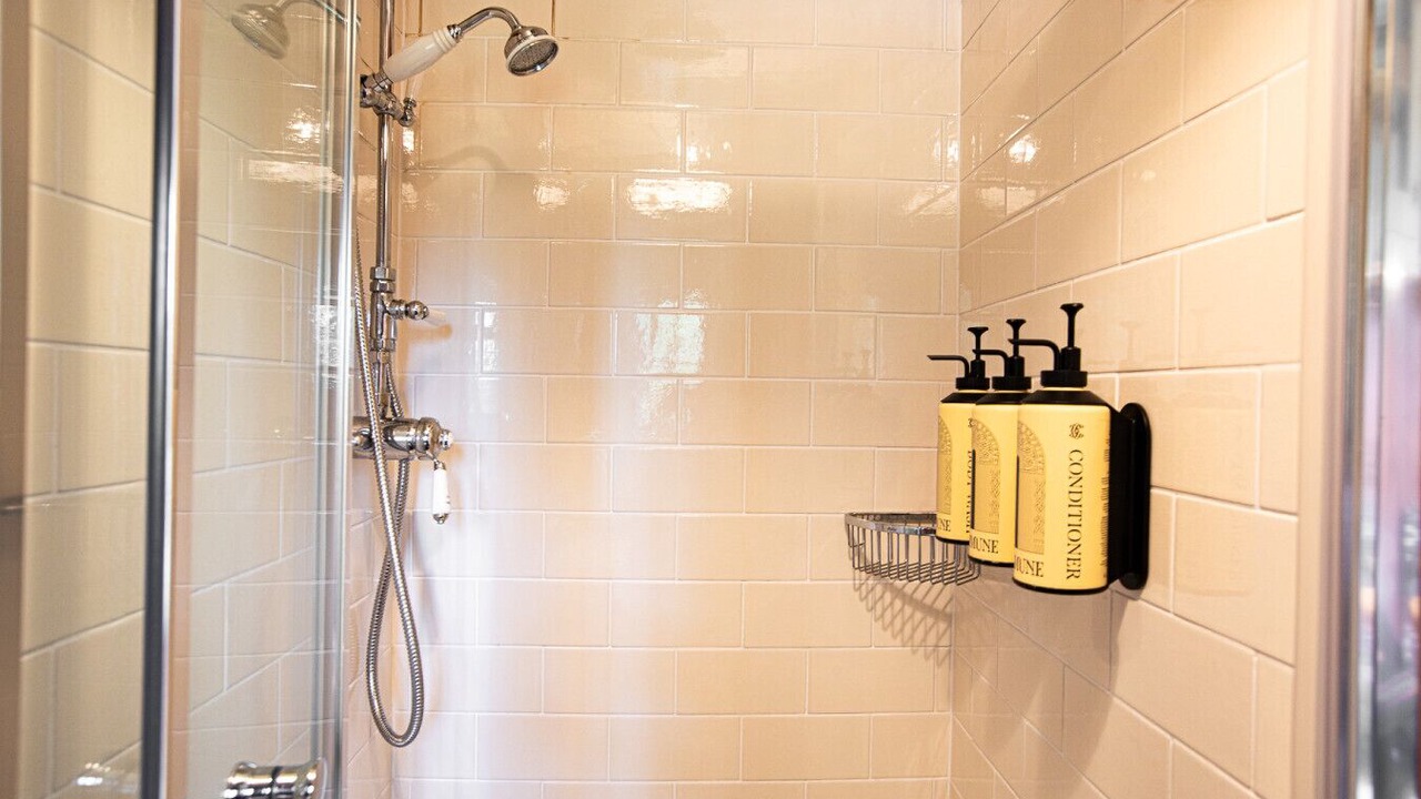 Photo of Bathroom in Stonor